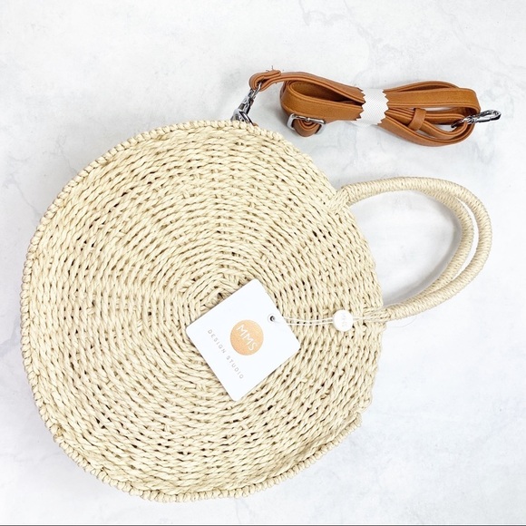 [Design Studio] - Picture 3 of 3